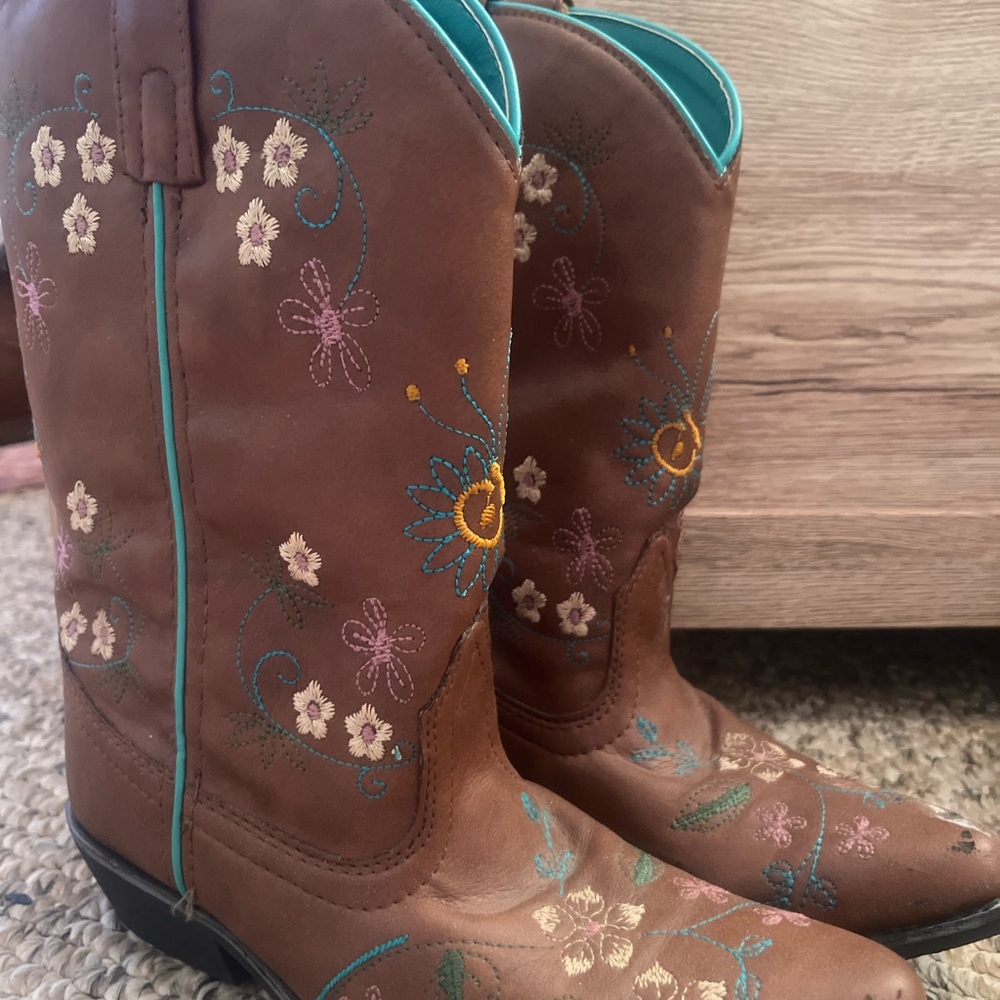 Brown Embroidered Western Boots - image 2